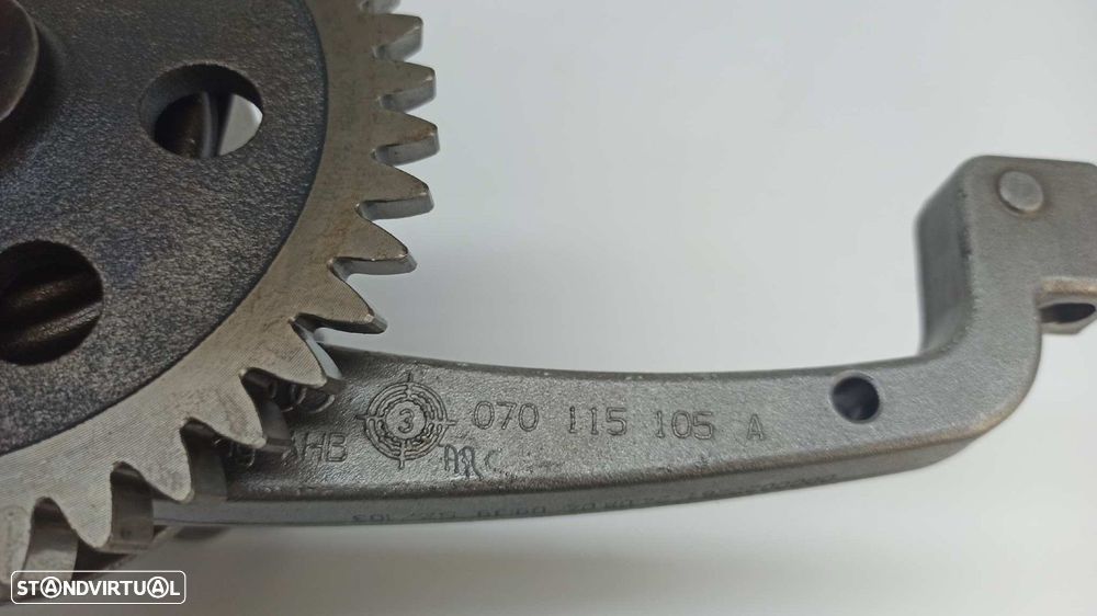 BOMBA DE óLEO VOLKSWAGEN TOUAREG (7LA) TDI R5 - 7