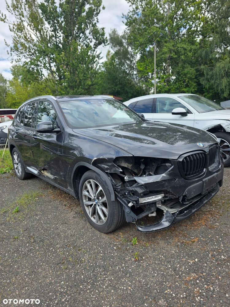 BMW X3 2019 photo 3