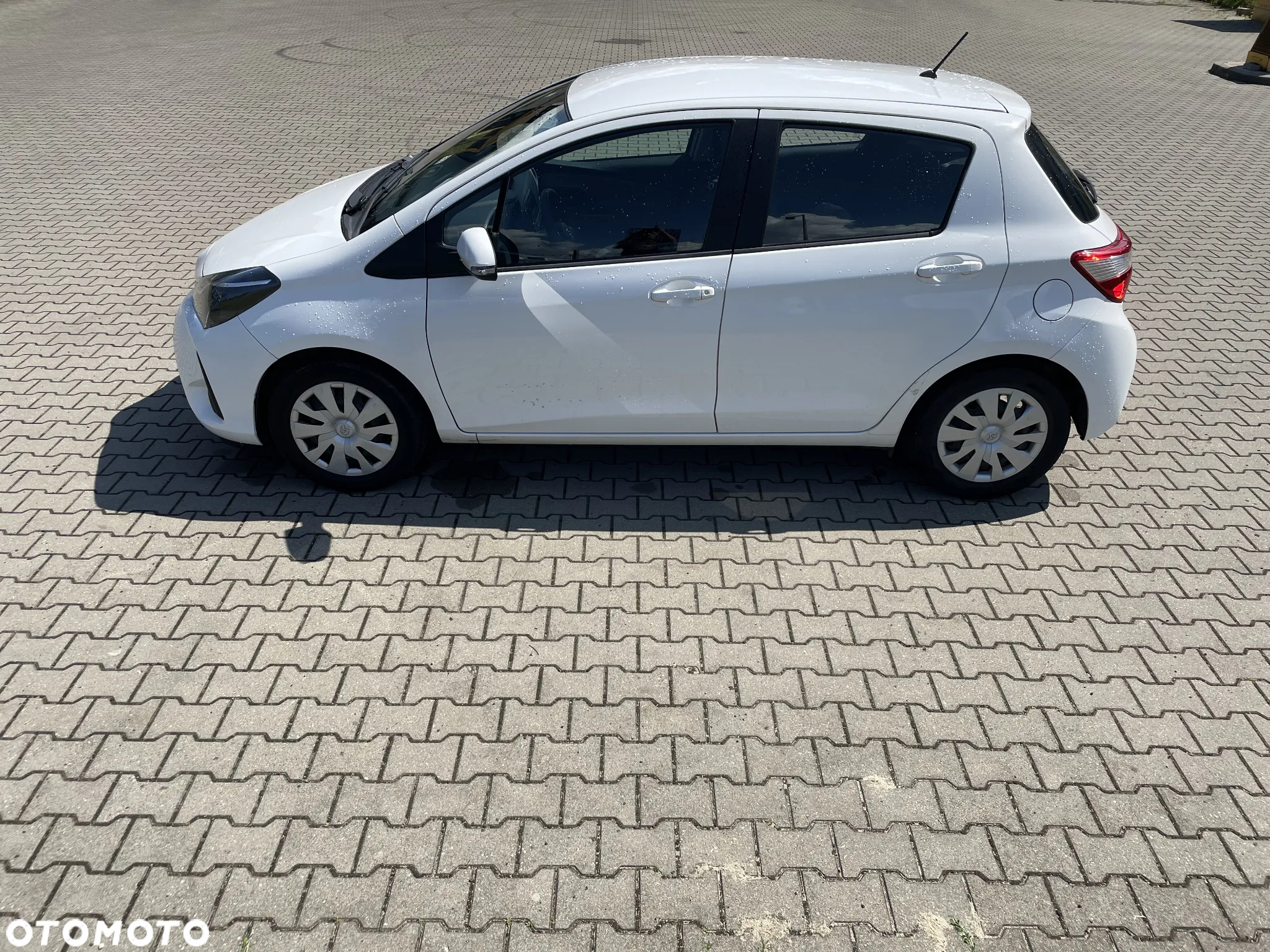 Toyota Yaris 1.0 Active - 7