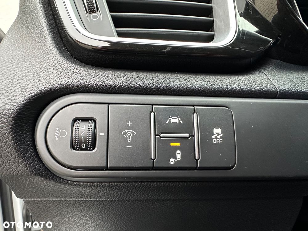 Kia XCeed 1.4 T-GDI L Business Line DCT - 29