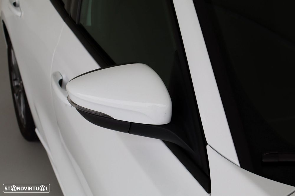 Ford Focus 1.0 EcoBoost MHEV ST-Line - 4