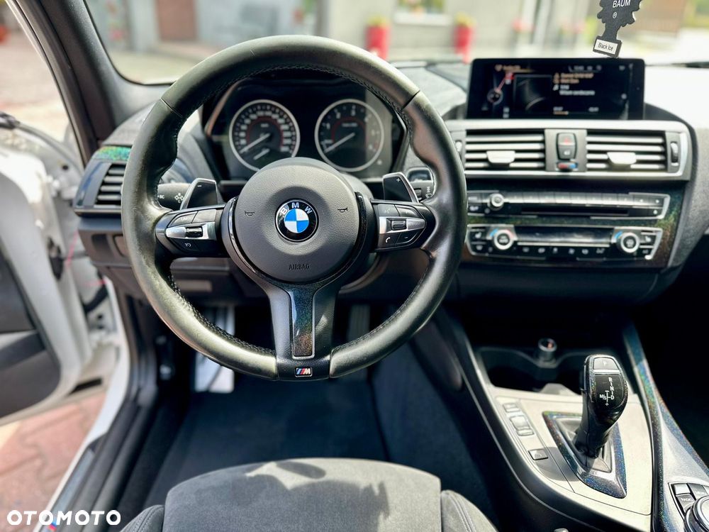 BMW Seria 1 120d - 19
