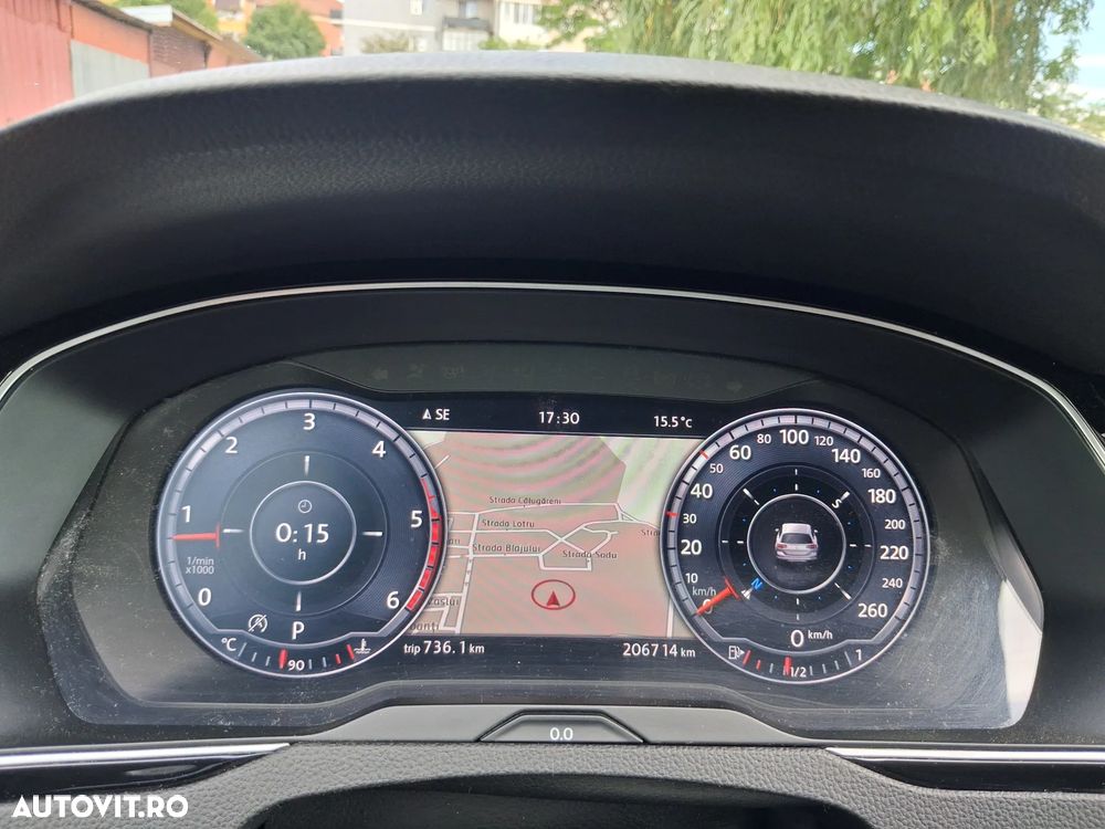Volkswagen Passat - 11