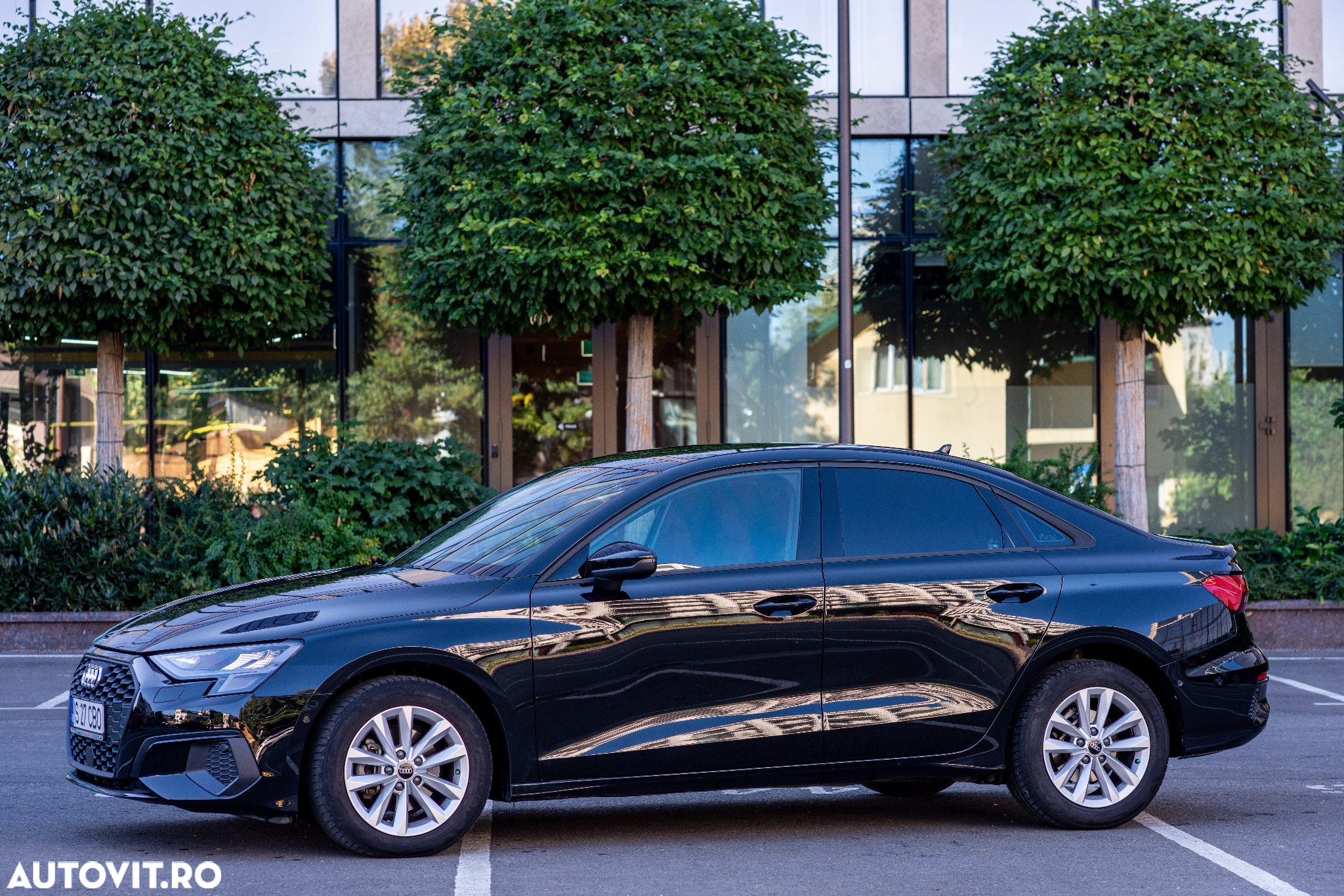 Audi A3 30 TFSI Limousine S tronic S line - 2
