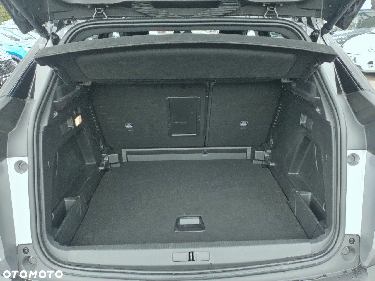 Peugeot 3008 1.5 BlueHDi Allure Pack S&S EAT8 - 6