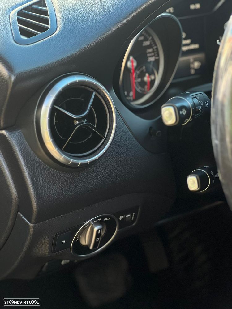 Mercedes-Benz CLA 200 d Shooting Brake Aut. - 10