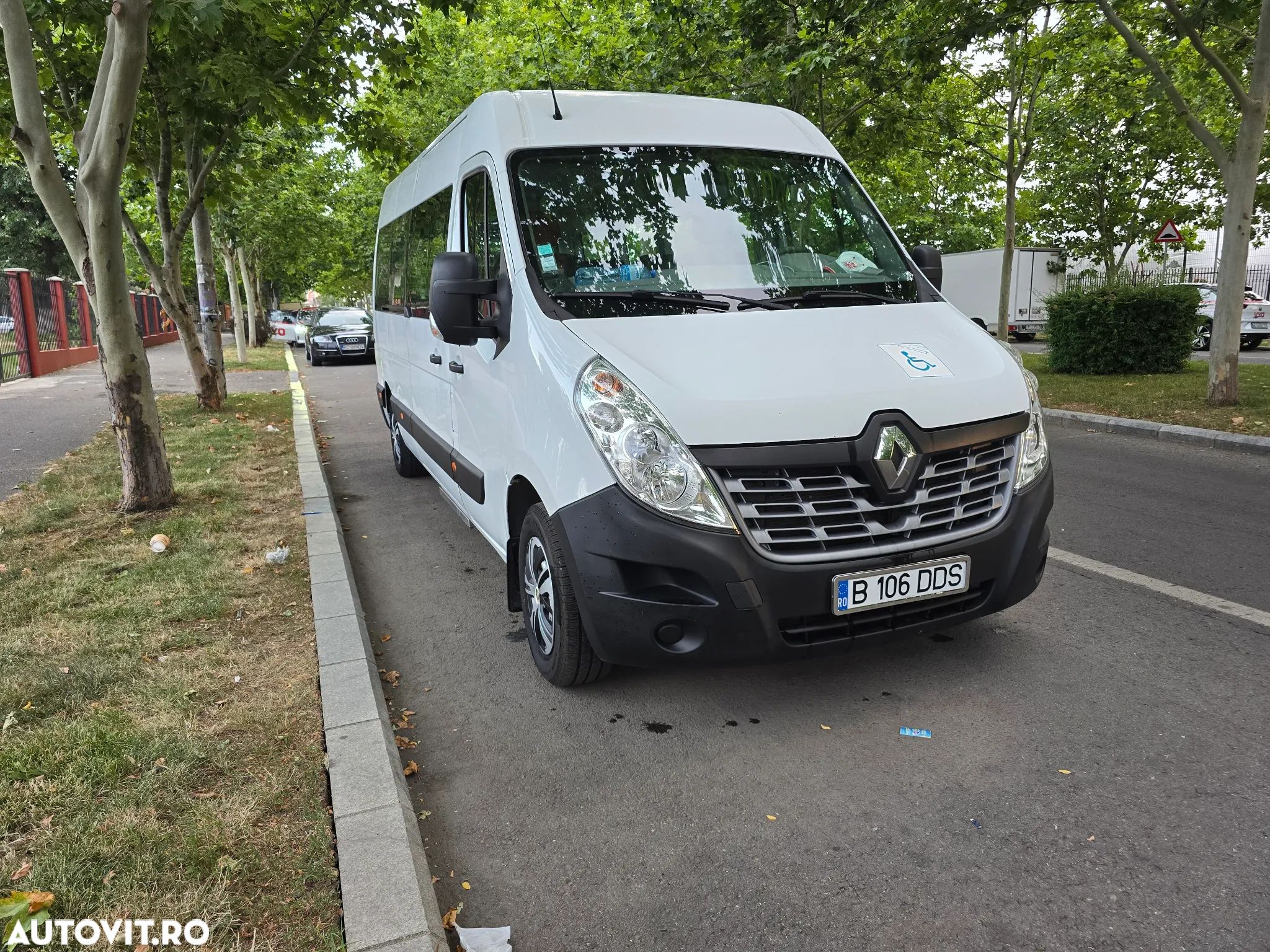 Renault Master 2.3 dCi 110 Combi 3,5t L2H2 8+1 locuri 4,7 m3 Confort - 1