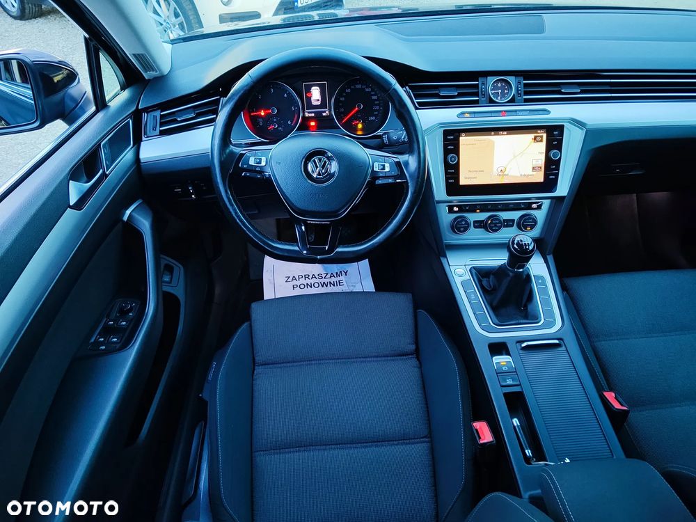 Volkswagen Passat 2.0 TDI BMT Comfortline - 17