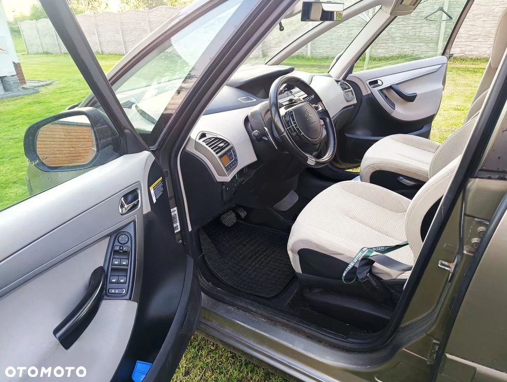 Citroën C4 Picasso 2.0 HDi Exclusive - 4