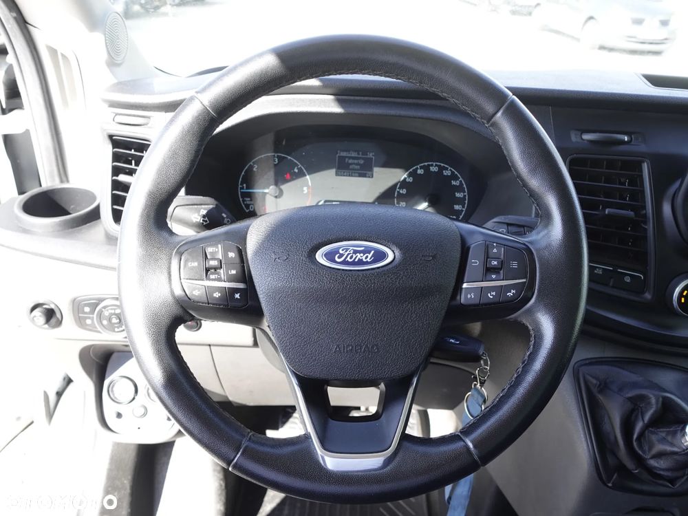 Ford Transit - Kontener z windą - 27