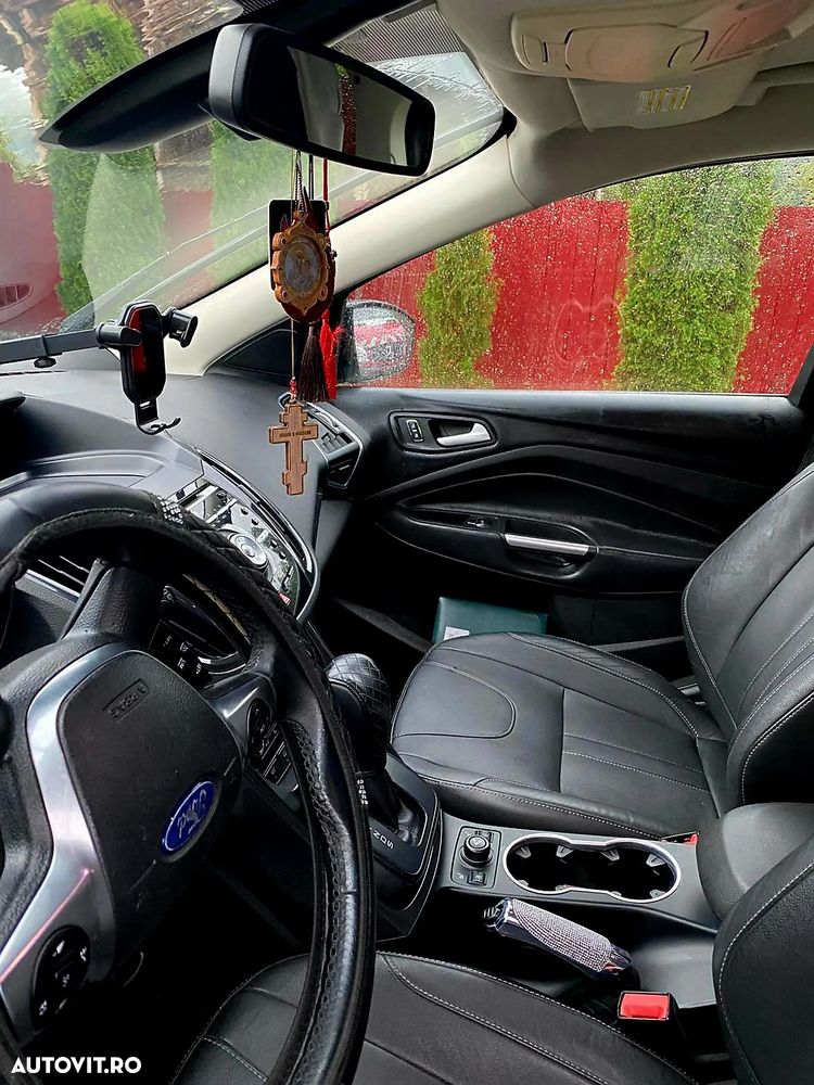 Ford Kuga 2.0 TDCi 4WD Powershift Titanium - 12