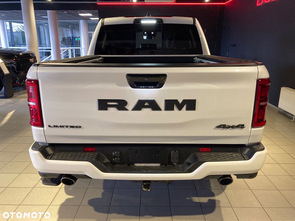 RAM 1500 - 9