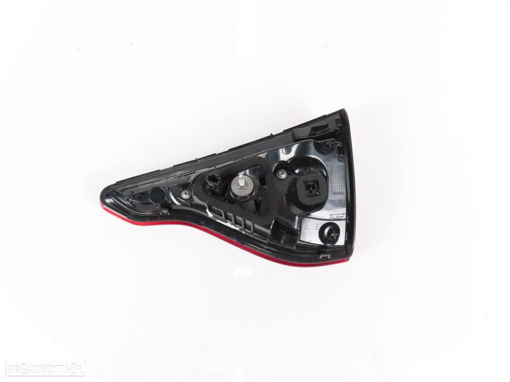 Farolim da mala em LED Esquerdo Seminovo/ Original RENAULT Clio V Hatchback (B7)... - 2