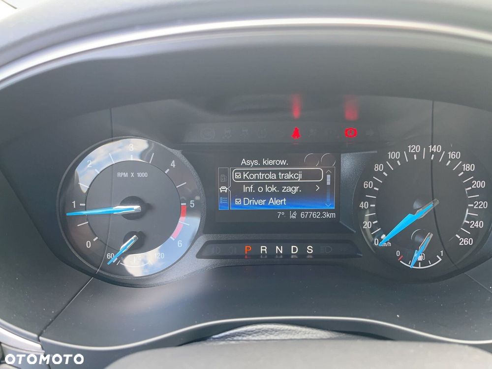 Ford Mondeo - 26
