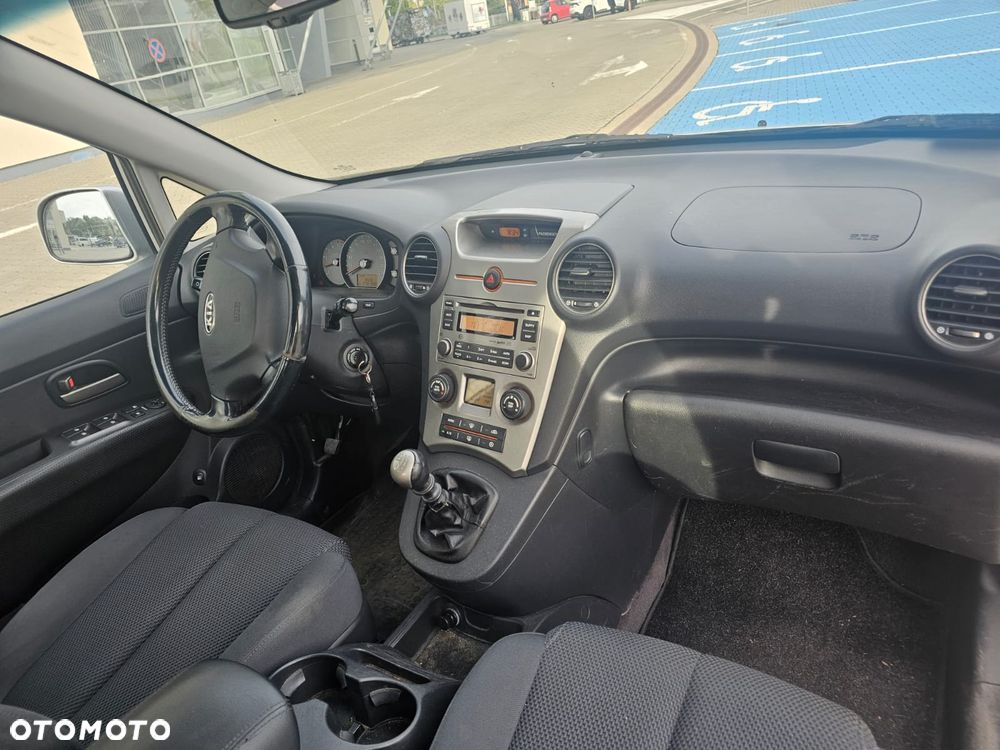 Kia Carens 2.0 CRDi Freedom 7os - 12