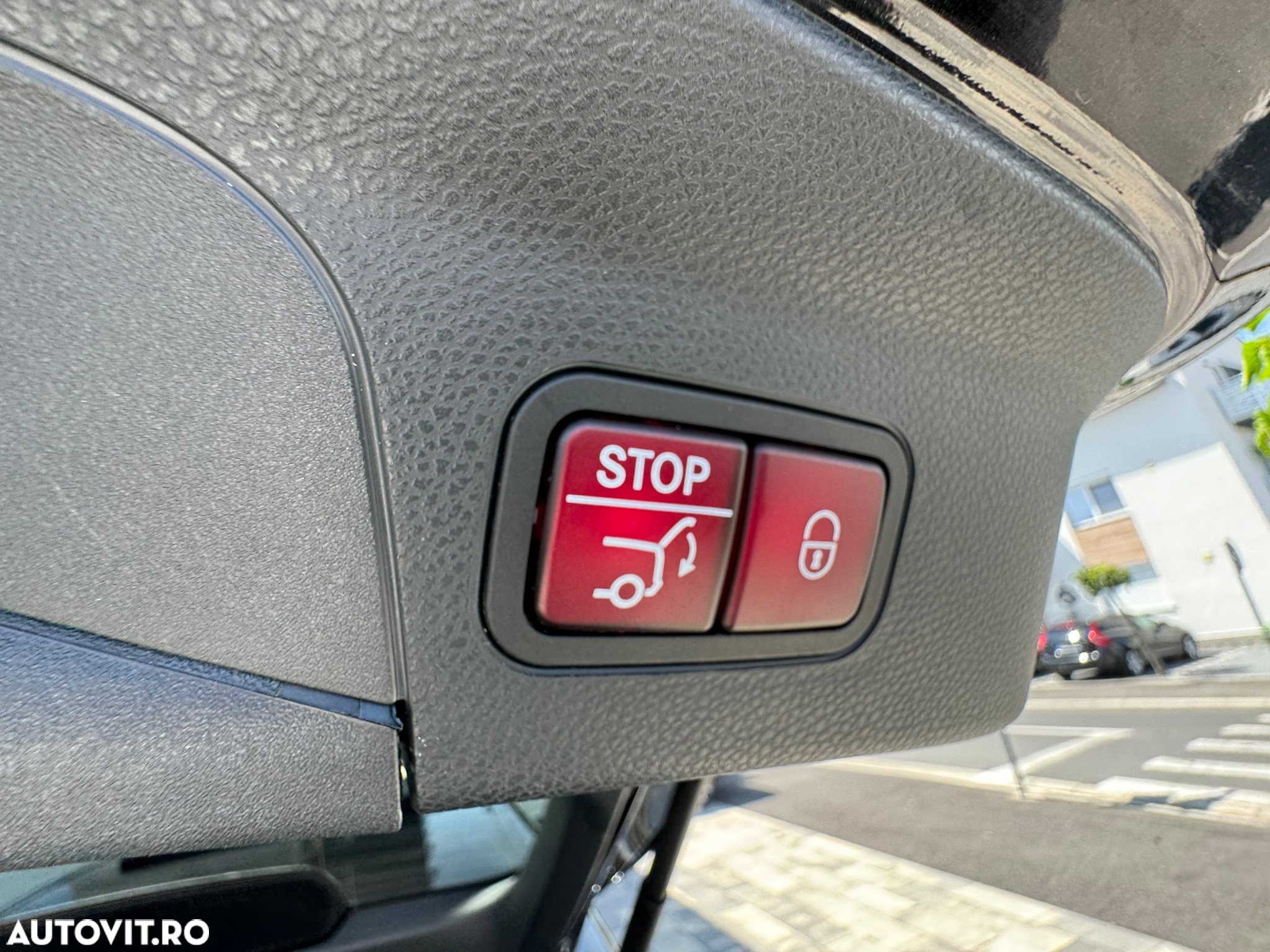 Mercedes-Benz GLC Coupe 200 d 4Matic 9G-TRONIC Edition AMG Line - 25