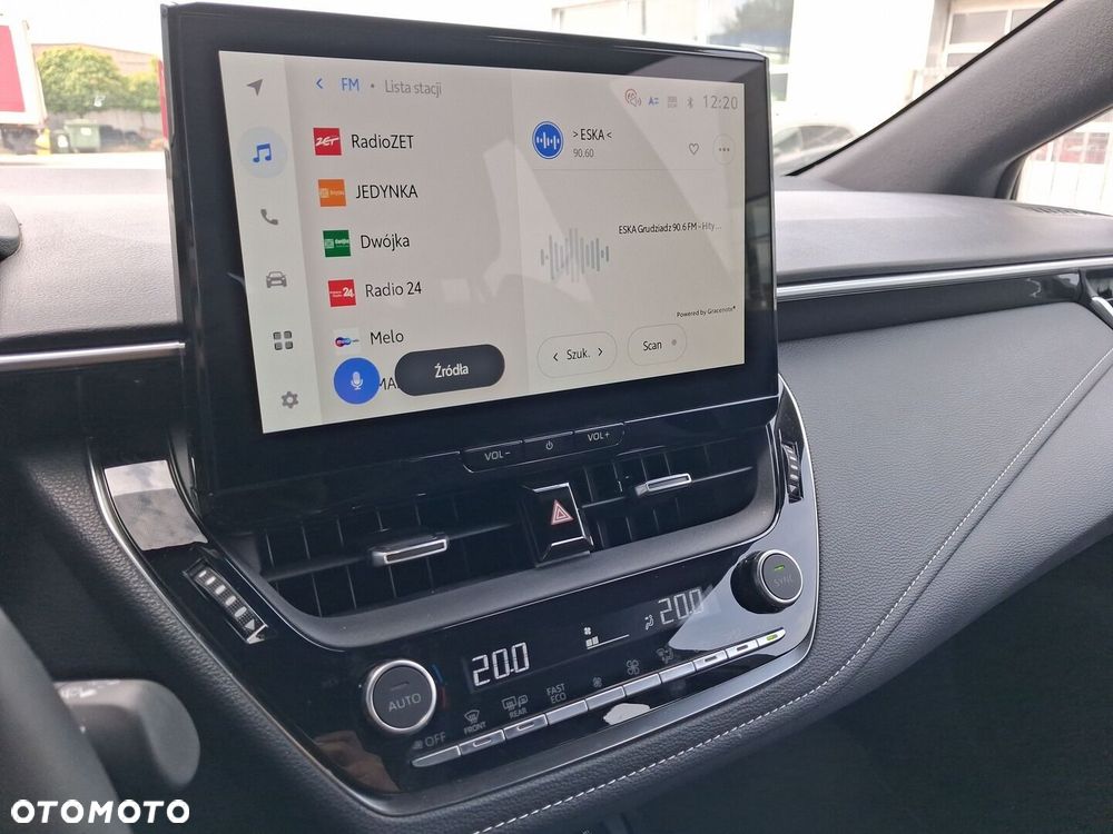 Toyota Corolla 1.8 Hybrid Comfort - 22