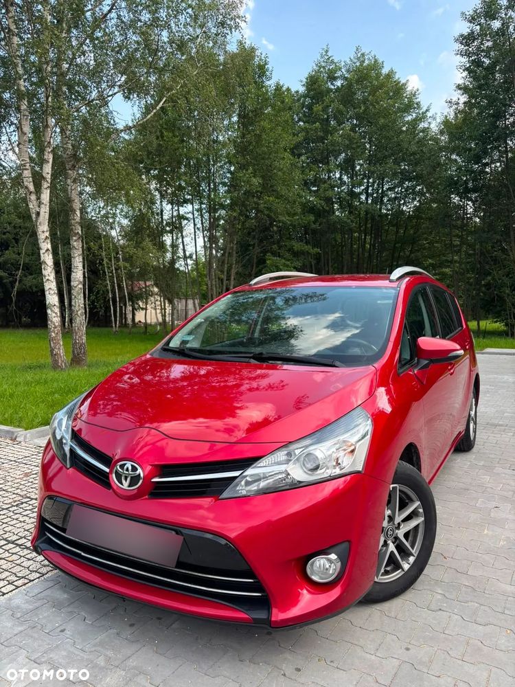 Toyota Verso 1.8 Premium 7os EU6 - 1