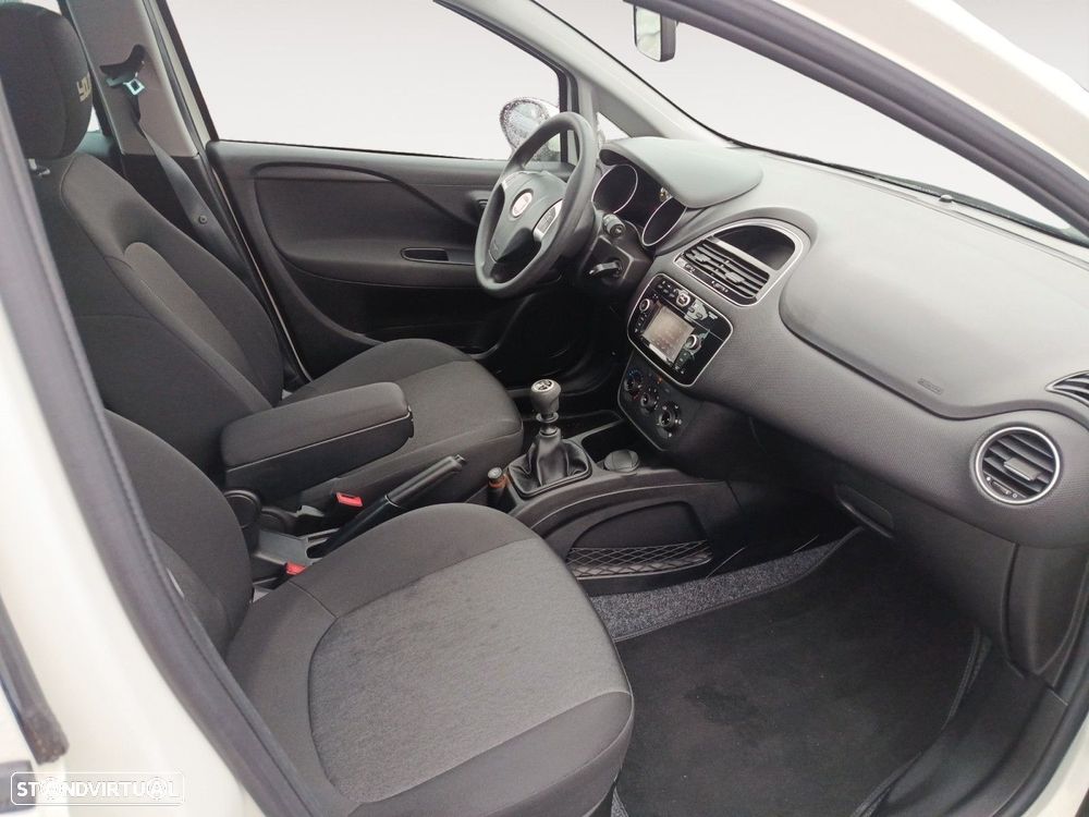 Fiat Punto 1.2 Young II S&S - 15