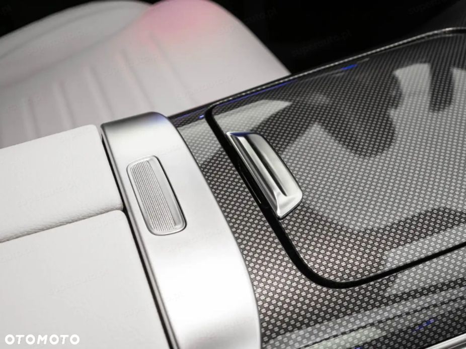 Mercedes-Benz GLC 200 mHEV 4-Matic AMG Line - 16