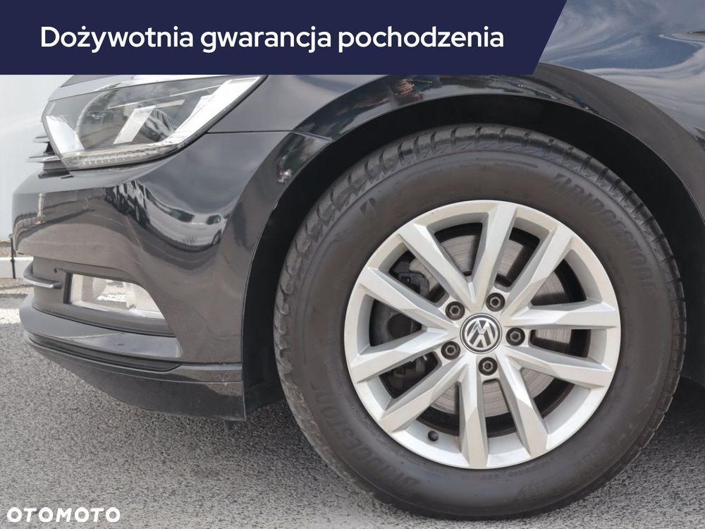Volkswagen Passat Variant - 17