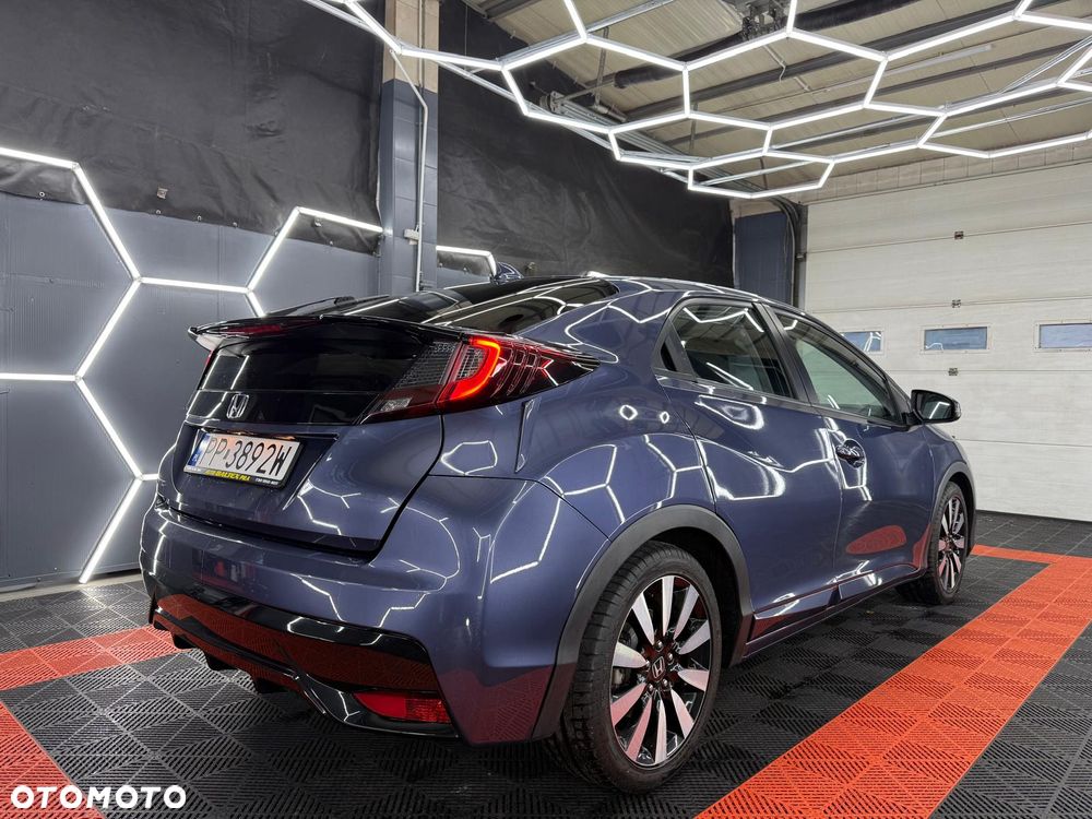 Honda Civic 1.8 i-VTEC Sport Black Edition - 10
