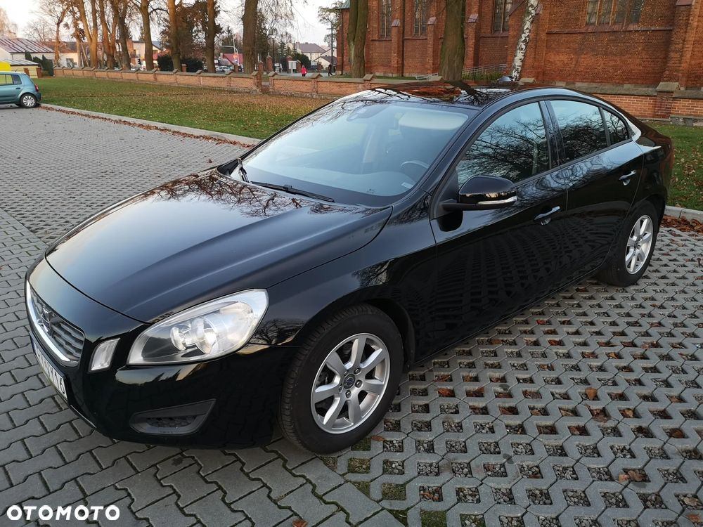 Volvo S60 T3 Edition - 19