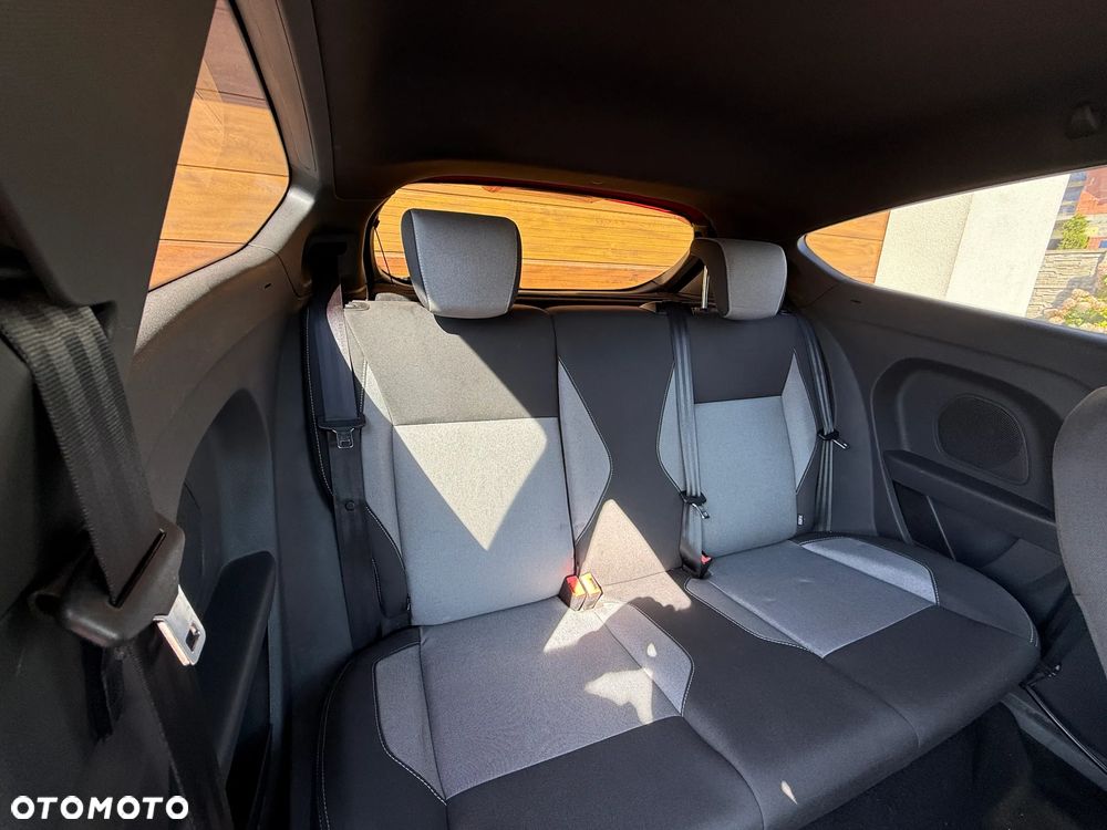 Ford Fiesta 1.6 EcoBoost ST - 11