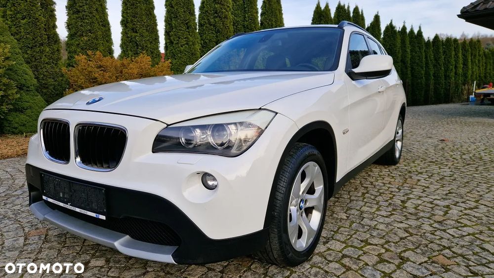 BMW X1 xDrive18d Sport Line - 1
