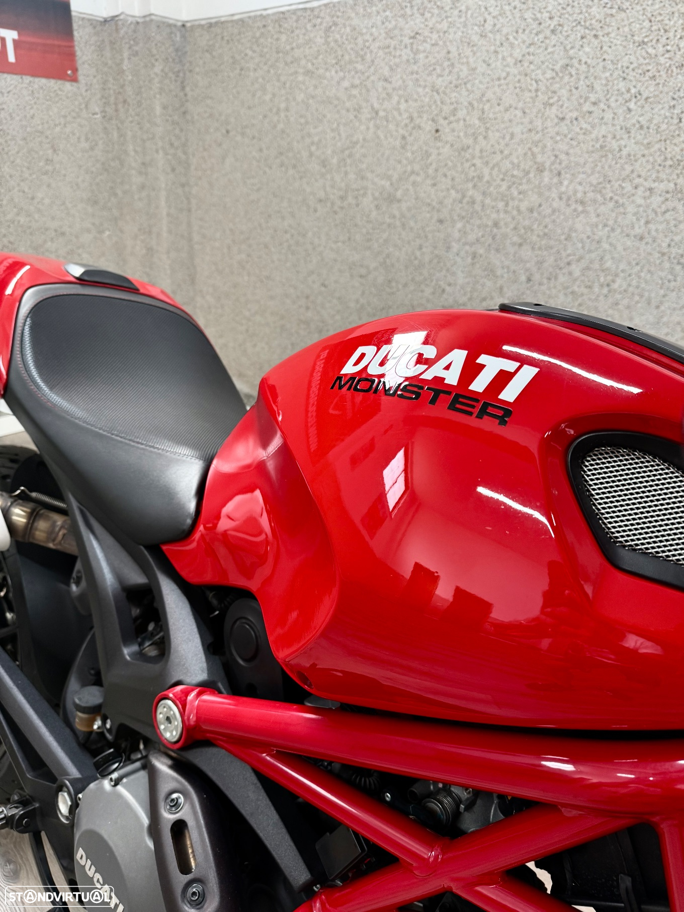 Ducati Monster 796 - 3