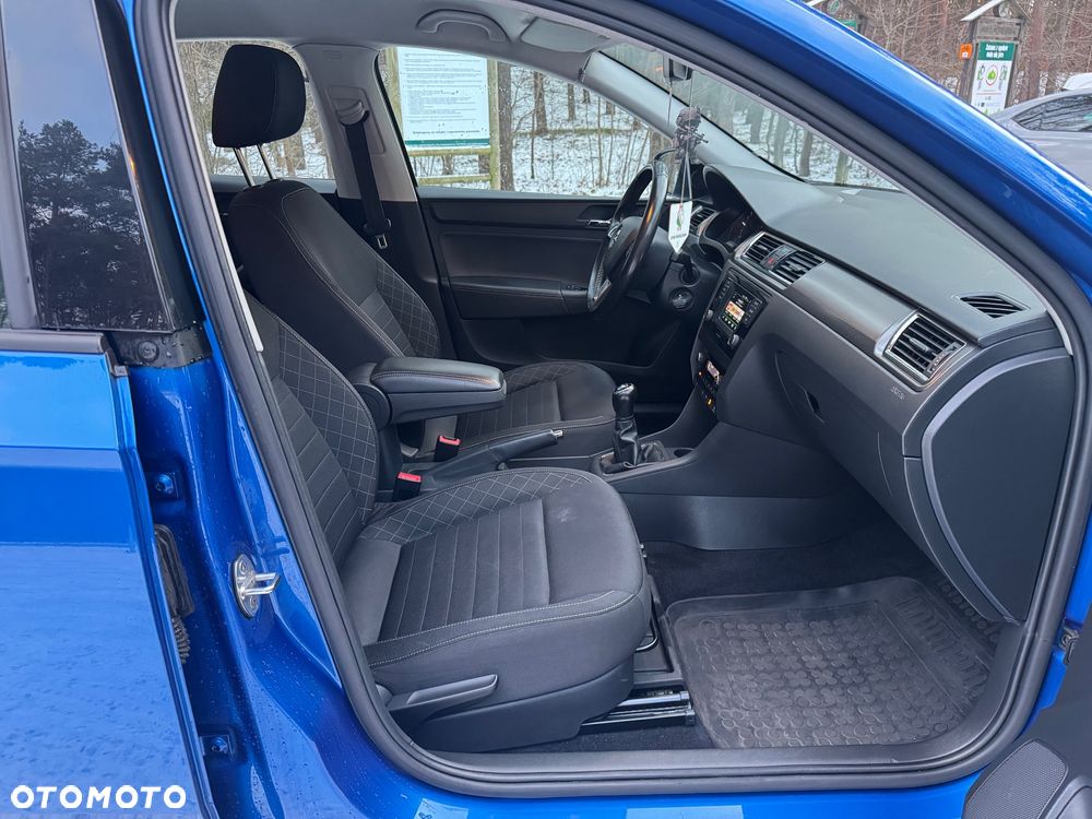 Skoda RAPID Spb 1.4 TDI DPF Style - 20