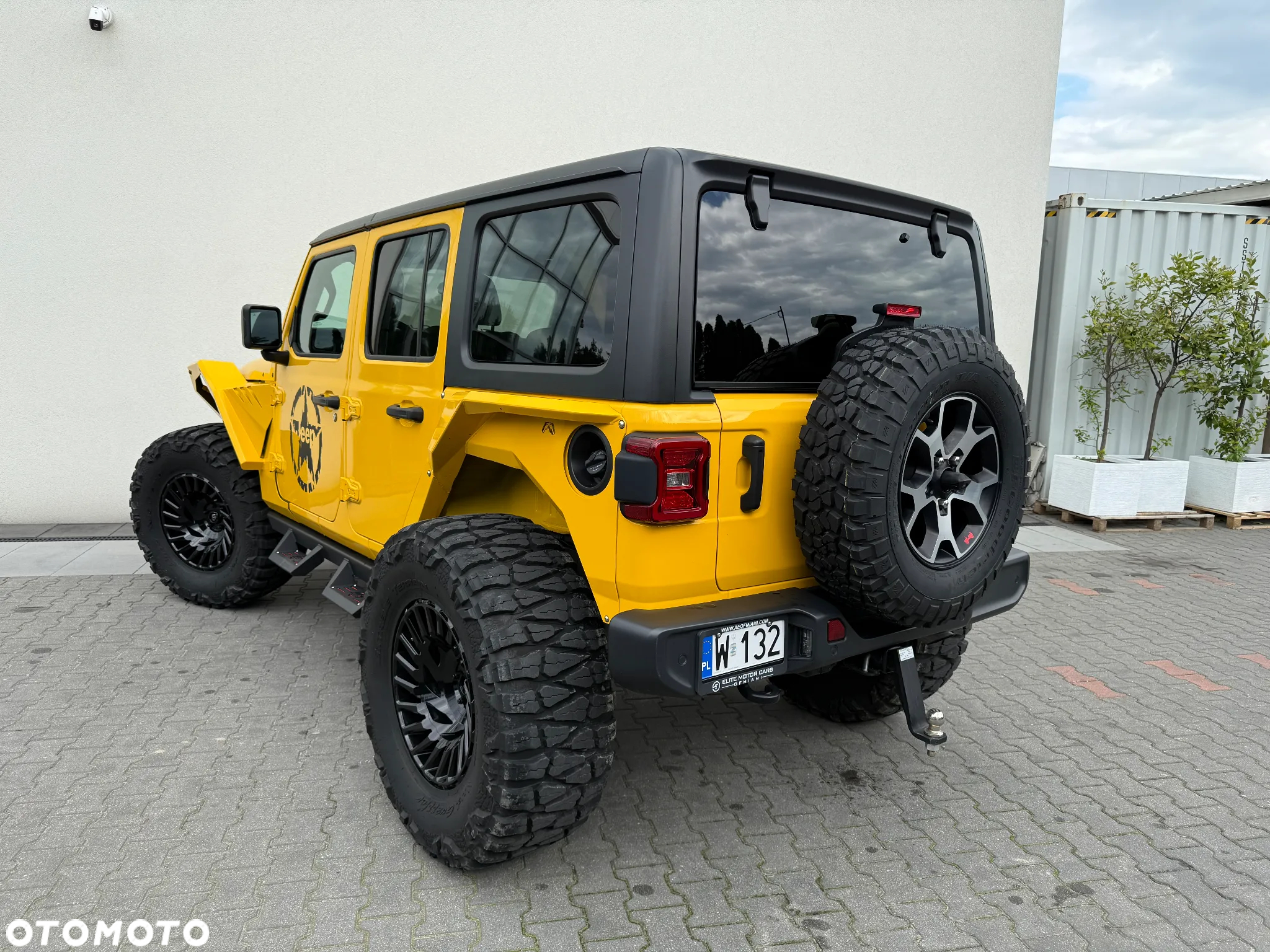 Jeep Wrangler - 5