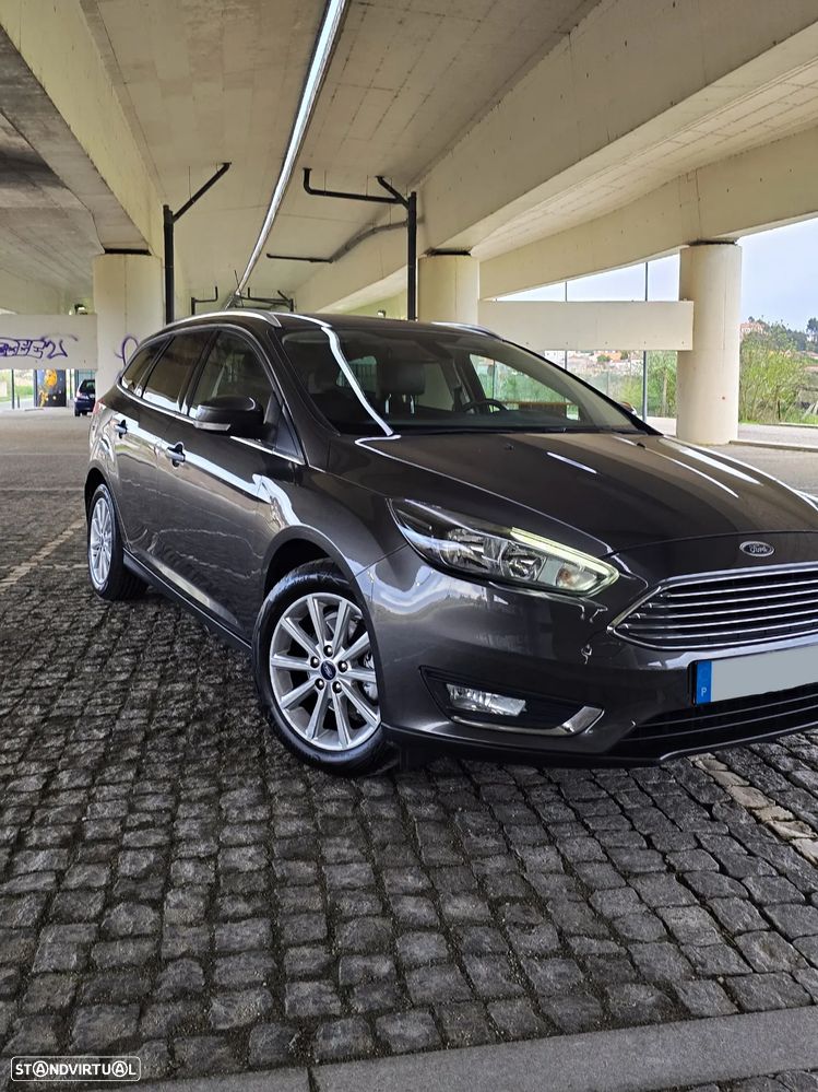 Ford Focus SW 1.0 EcoBoost S&S TITANIUM - 11