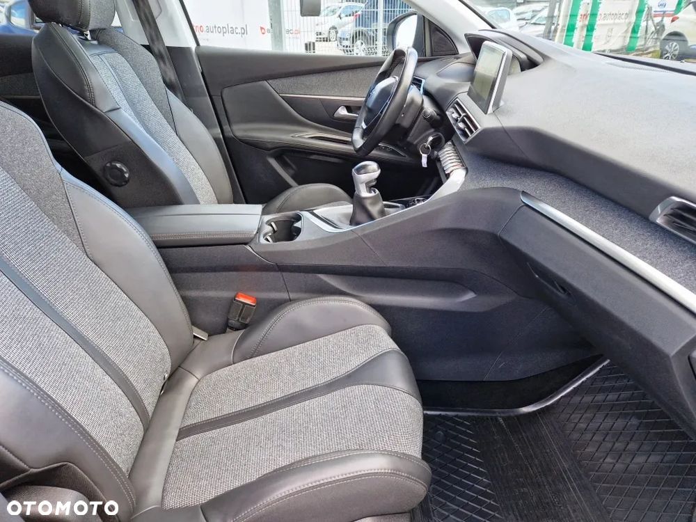 Peugeot 3008 PureTech 130 Stop & Start GPF Allure Business-Paket - 27