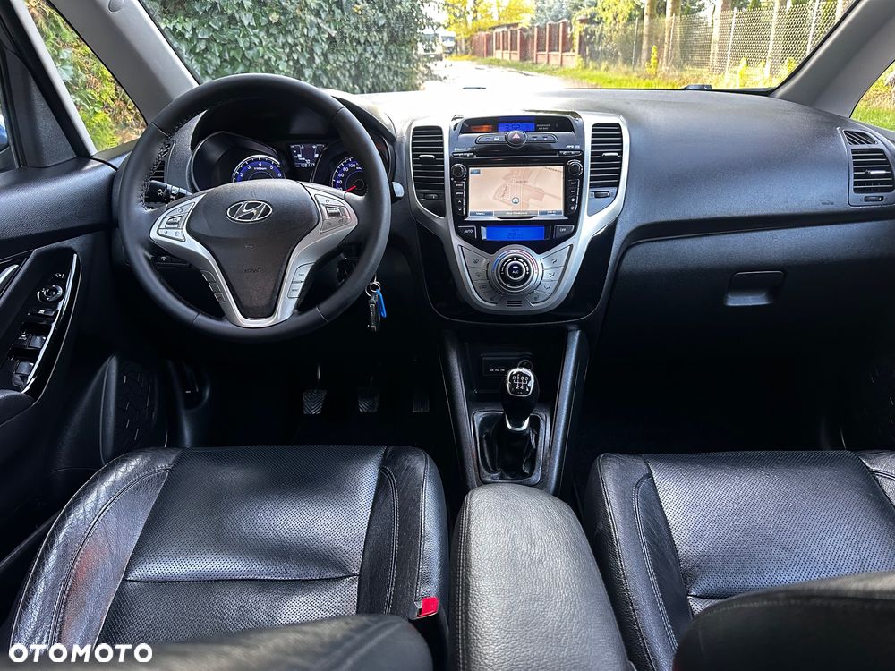 Hyundai ix20 1.4 Premium blue - 30