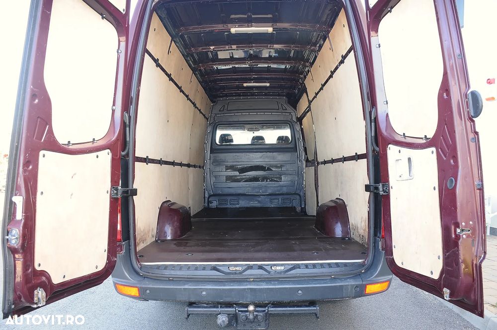 Mercedes-Benz Sprinter - 14