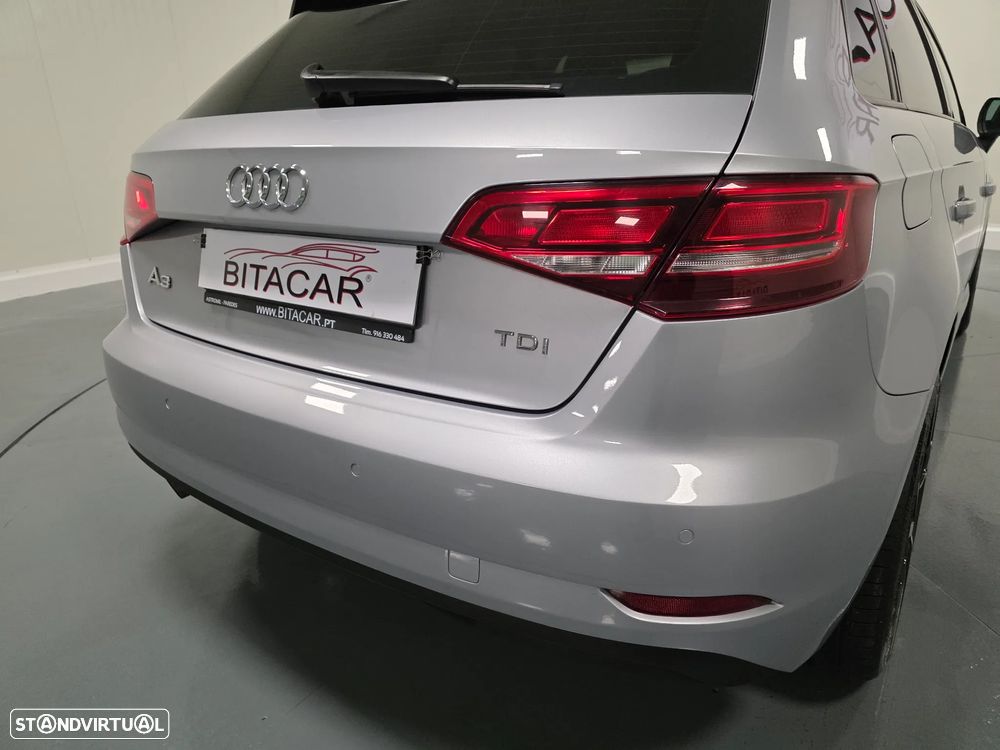 Audi A3 Sportback 1.6 TDI Design - 22