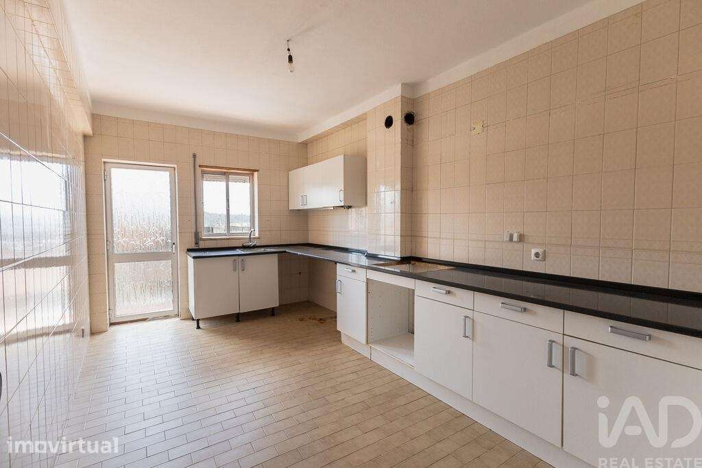 Apartamento T3 em Alhadas - Grande imagem: 4/40