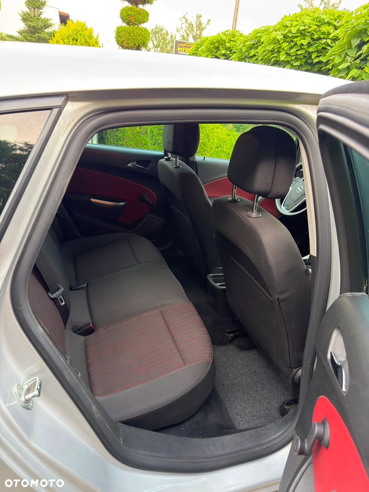 Opel Astra 1.6 - 18