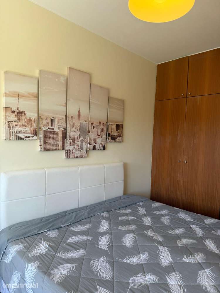 Quarto individual com mobiliário em Castêlo da Maia - Grande imagem: 4/18