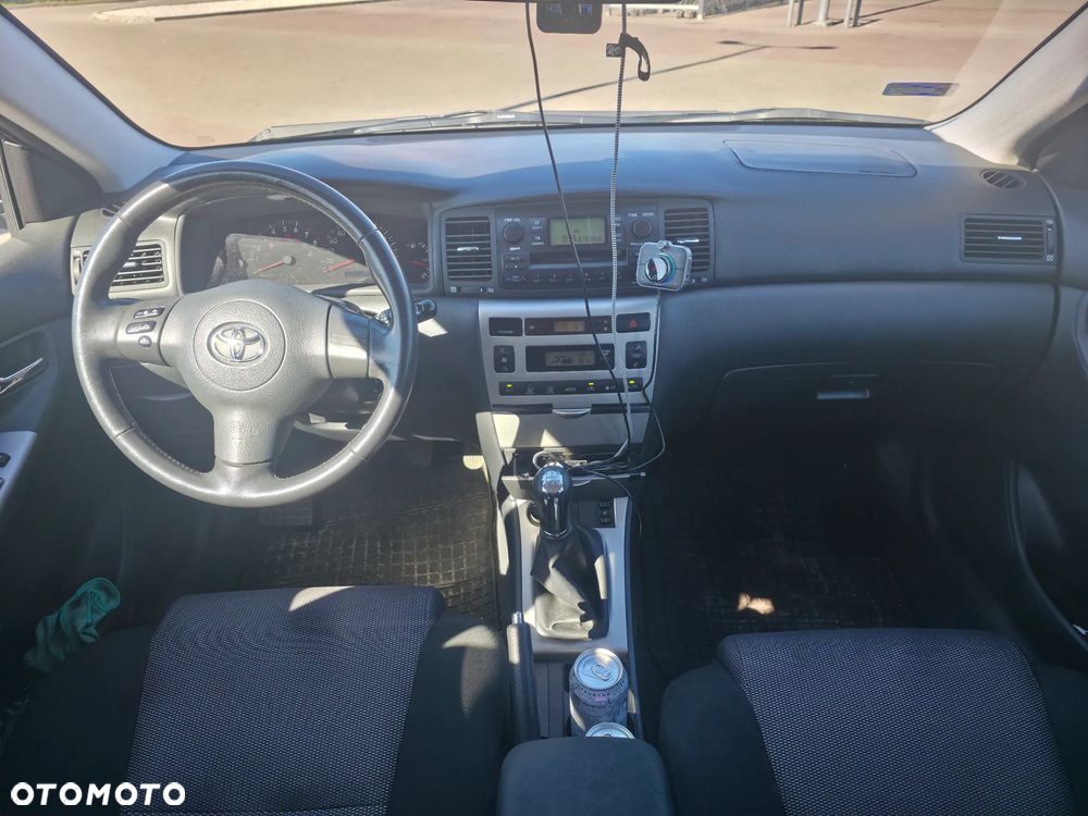 Toyota Corolla 1.4 VVT-i Edition - 11