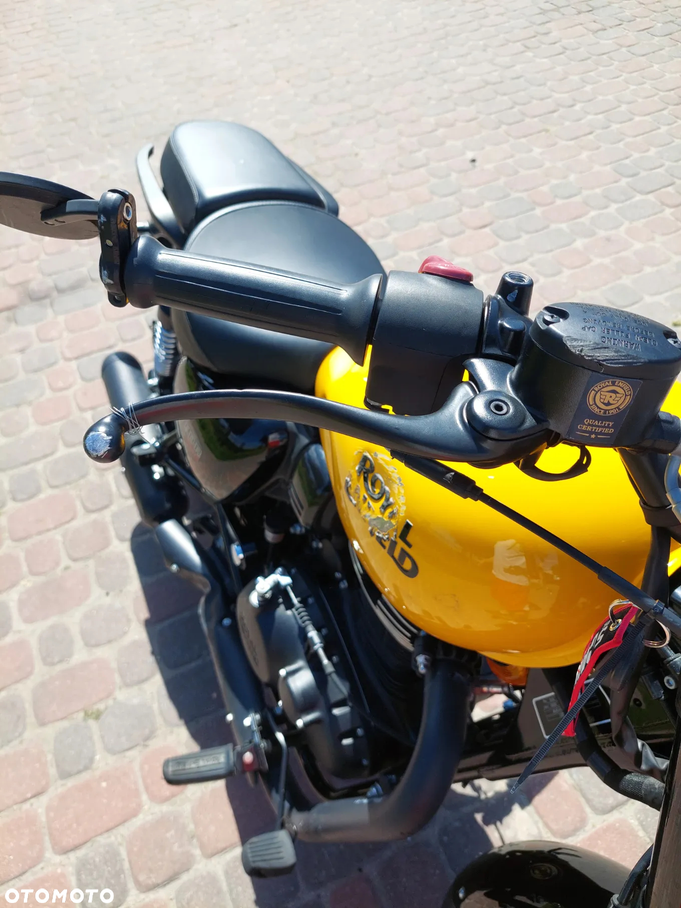 Royal Enfield Meteor - 18