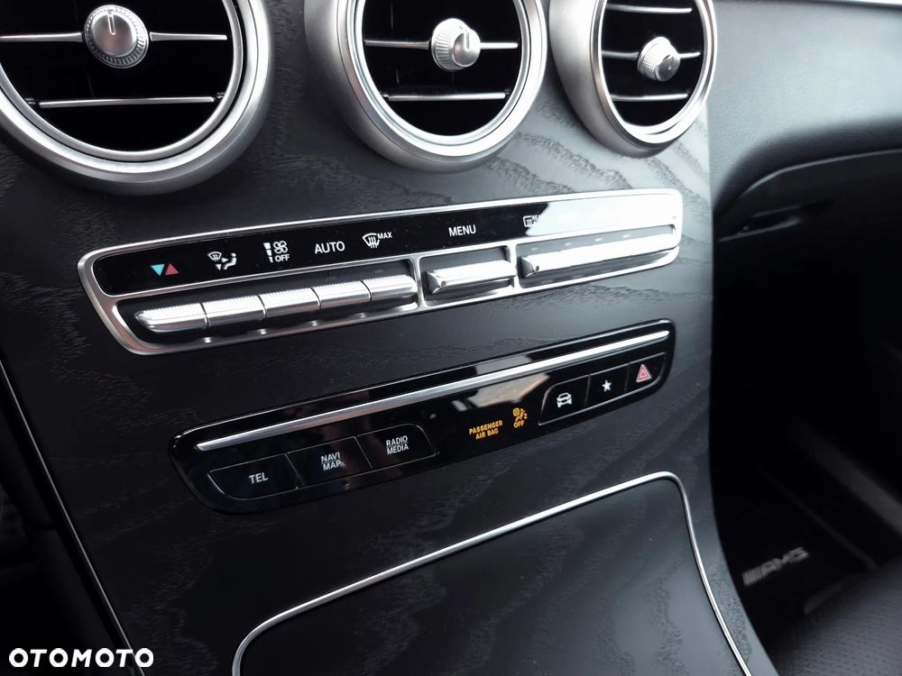 Mercedes-Benz GLC 200 d 4-Matic - 23