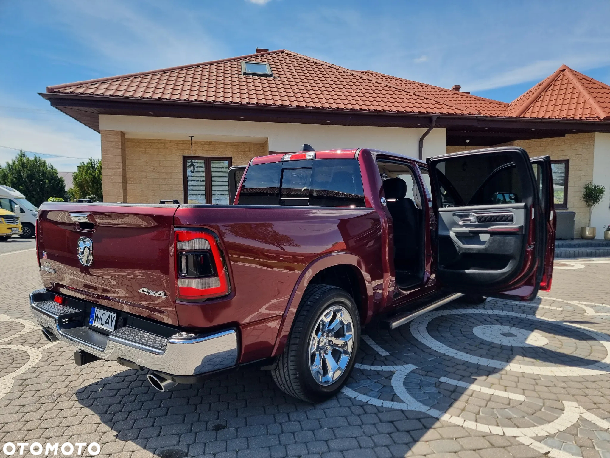 RAM 1500 - 10