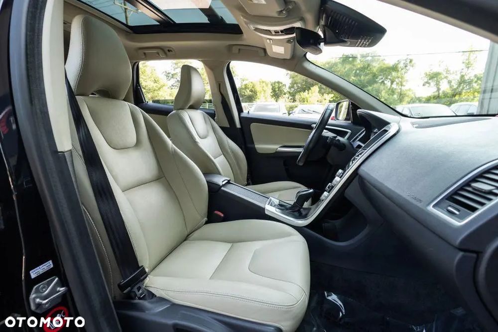 Volvo XC 60 T6 AWD Inscription - 14