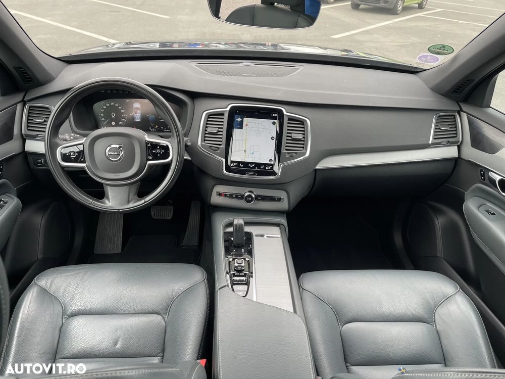 Volvo XC 90 - 21