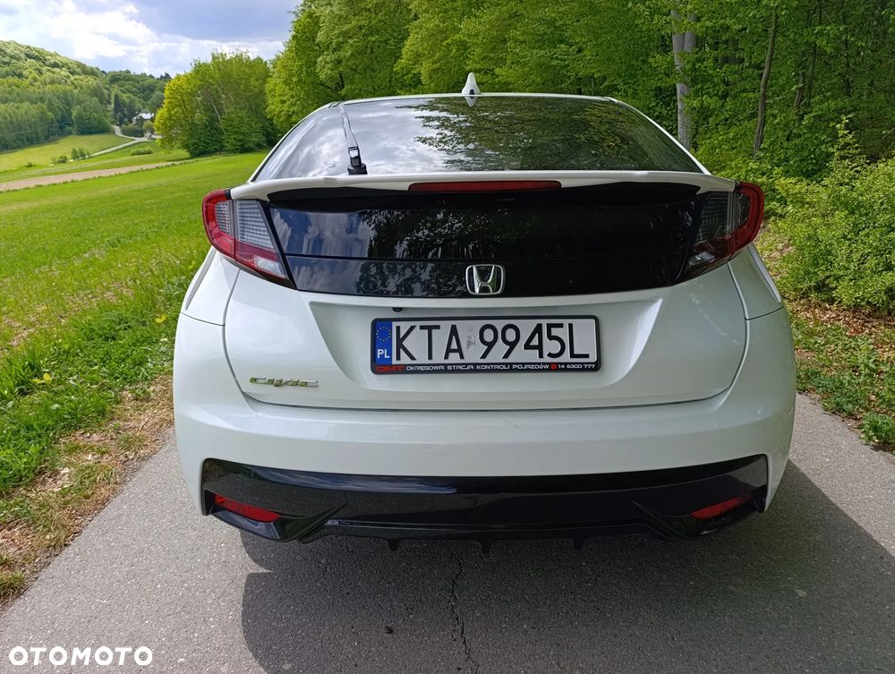 Honda Civic 1.8 Sport (Honda Connect+) - 11