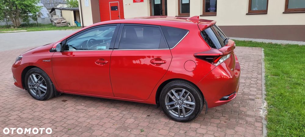 Toyota Auris Hybrid 135 Prestige - 5