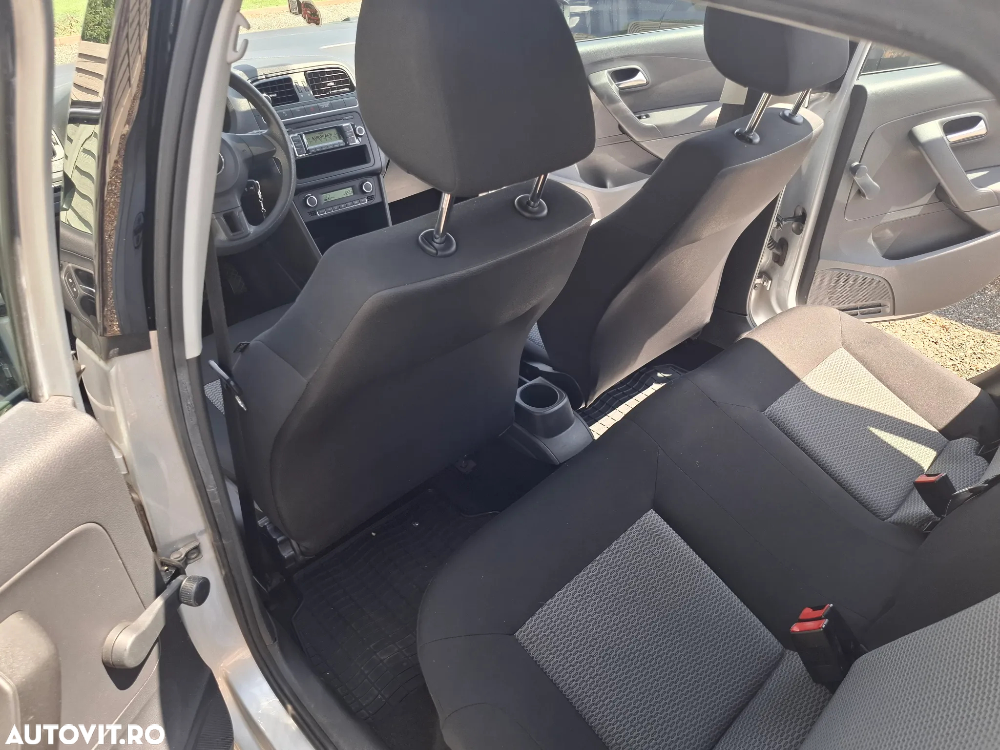 Volkswagen Polo 1.2 TDI Blue Motion - 6