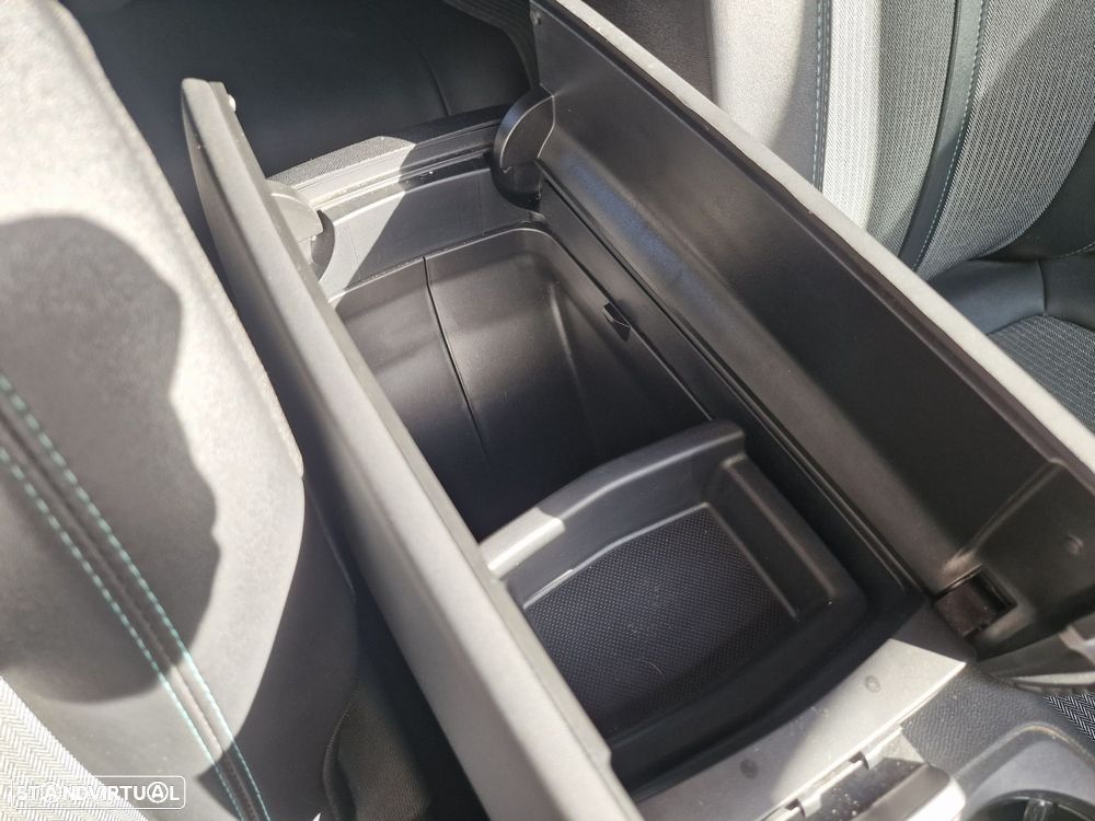 Peugeot 3008 1.5 BlueHDi Allure Pack EAT8 - 20